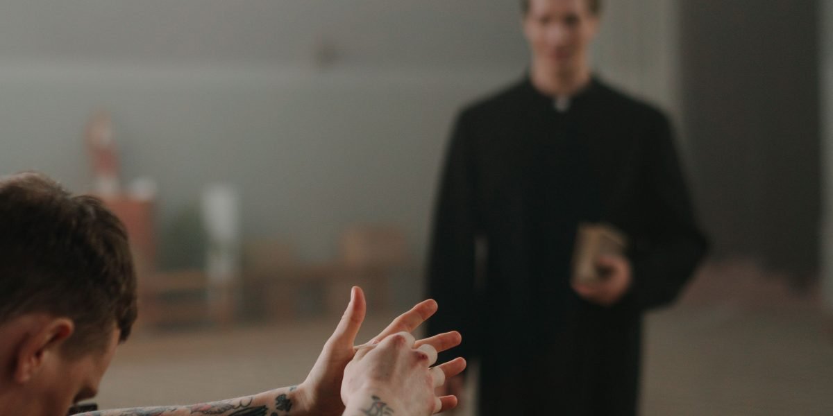 Beginning the counseling journey with prayer and reflection provides a spiritual foundation for healing.